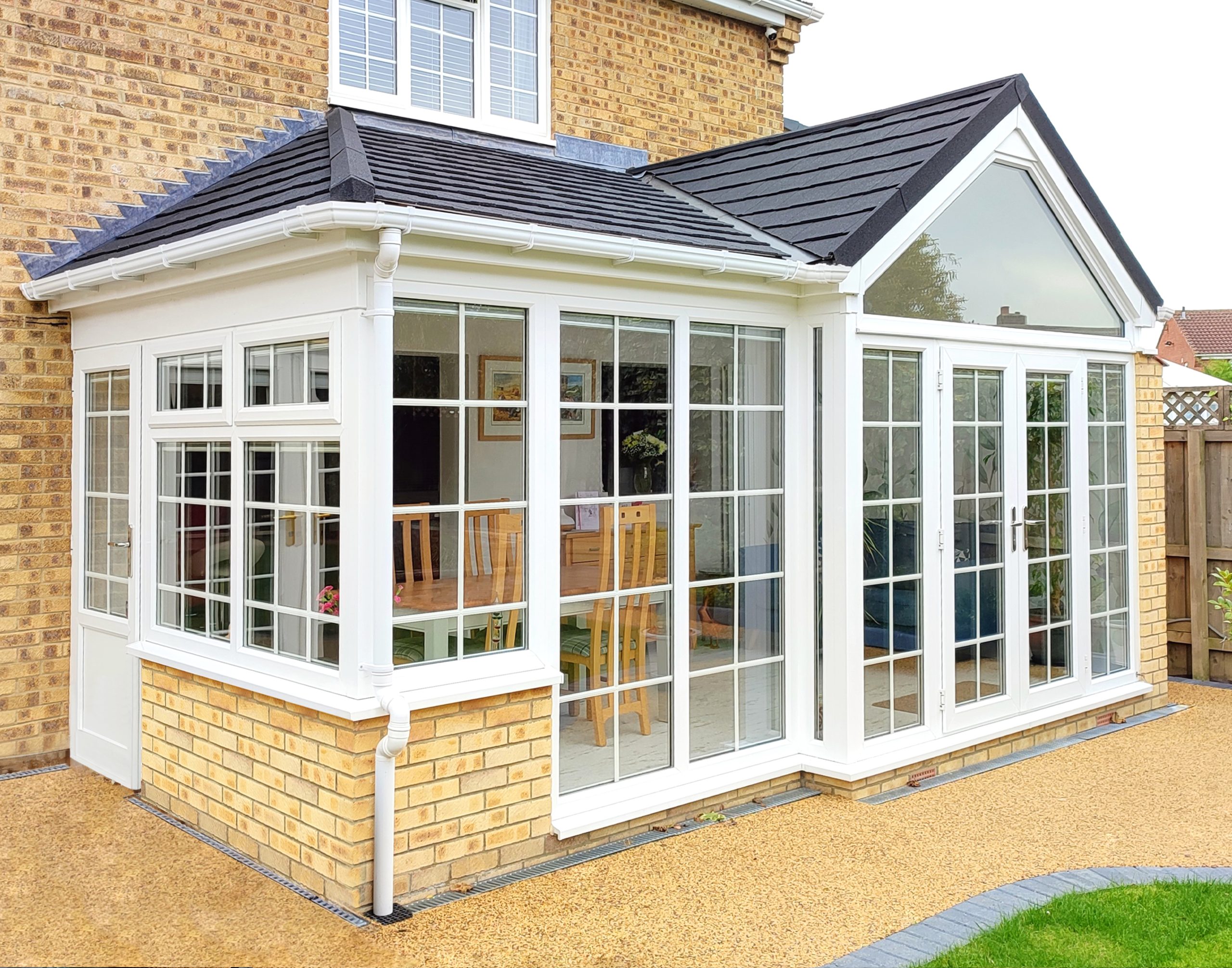 What is the Best Replacement for a Polycarbonate Conservatory Roof?